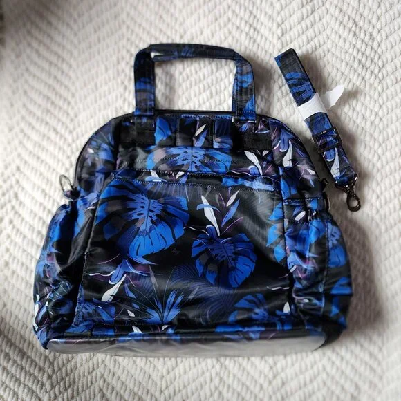 LUG Canter Convertible Crossbody Backpack - Botanical Black - Picture 3 of 8